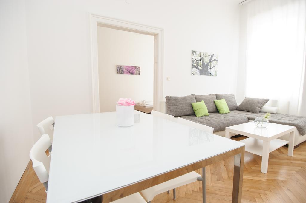 Vienna-Apartment-One Liechtensteinstrasse Buitenkant foto